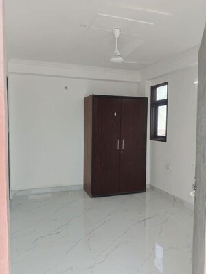 1 RK Builder Floor For Rent in Neb Sarai