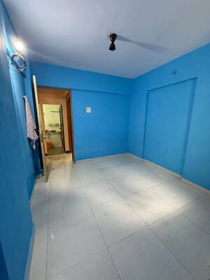 Room in 2 BHK Apartment at Cosmos Regency Kavesar, Kavesar – for Rent