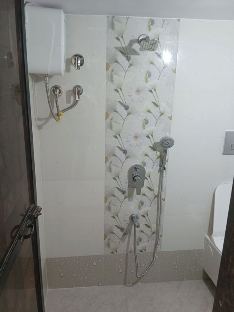 Bathroom, shree-balaji-chs-kharghar 2 Bedroom 850 Sq.Ft. Apartment In Kharghar Sector 11 Navi Mumbai 10669041