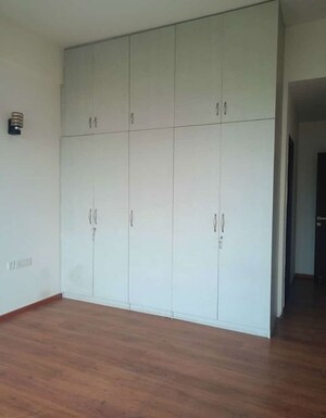 Room in 3 BHK Apartment at Adani Samsara, Sector 60 – for Rent