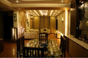 Living Room in 4 BHK Builder Floor at Uppal Southend, Sector 49 – for Rent