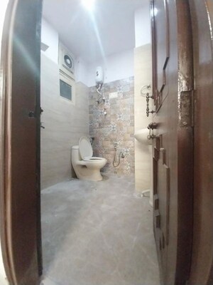Bathroom in 3 BHK Independent House at RWA Apartments Sector 41, Sector 41 – for Sale