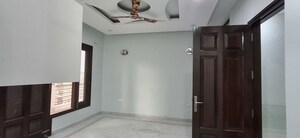 Room in 5 BHK Independent House at Realtech The Luxurium, Sushant Lok I – for Rent