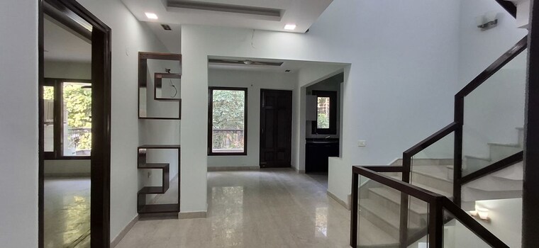 Hall, realtech-the-luxurium 5 Bedroom 4300 Sq.Ft. Independent House In Sushant Lok I Gurgaon 10680363