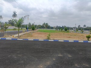  Plot For Sale in Ikundam