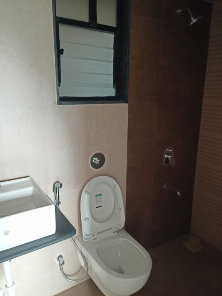 Bathroom, kohinoor-sportsville 2 Bedroom 693 Sq.Ft. Apartment In Hinjewadi Pune 10680378