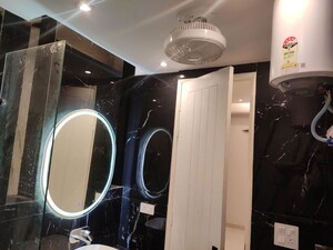 Team Area in 3 BHK Builder Floor at Sector 23 – for Rent