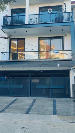 3 BHK Builder Floor – Exterior View View at Vipul World Floors, Sector 48 - for Rent