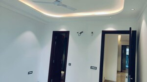 Furnished Amenities in 3 BHK Builder Floor at Vipul World Floors, Sector 48 – for Rent