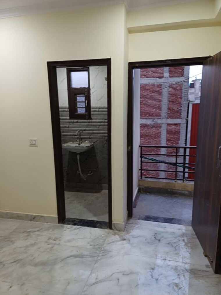 Room, badarpur 6 Bedroom 85 Sq.Yd. Independent House In Badarpur Delhi 10680398