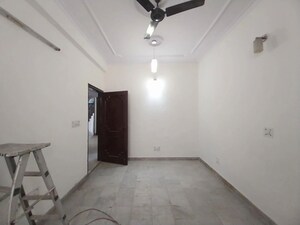 Room in 3 BHK Independent House at RWA Apartments Sector 19, Sector 19 – for Sale