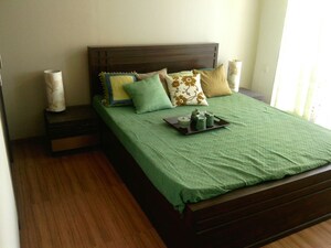  Pg For Rent in Balkum Pada