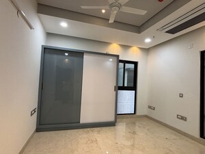 Room in 3 BHK Apartment at Aparna One, Shaikpet – for Rent