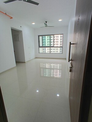 Furnished Amenities in 2 BHK Apartment at Kalpataru Immensa D, Kolshet Road – for Rent