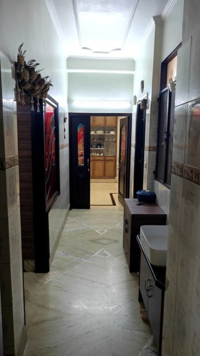 undefined, cc colony 3 Bedroom 1800 Sq.Ft. Builder Floor In Cc Colony Delhi 10680421