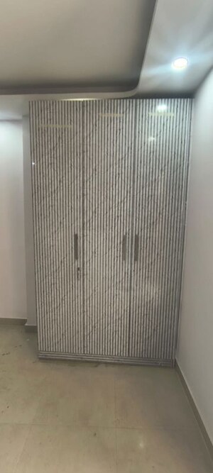 Cupboard in 1 RK Builder Floor at Panchsheel Vihar – for Rent