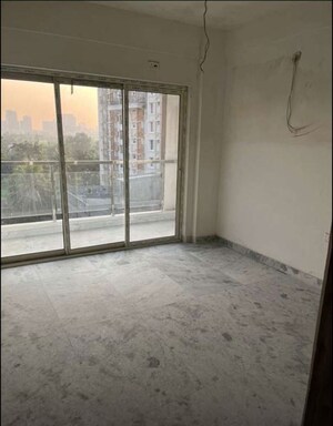 Room in 3 BHK Apartment at New Town – for Rent
