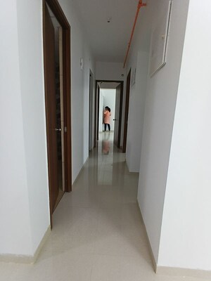 Furnished Amenities in 2 BHK Apartment at Kalpataru Immensa D, Kolshet Road – for Sale