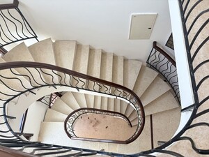 Staircase in 5 BHK Villa at Eros Rosewood City, Sector 49 – for Rent