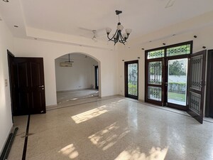 Living Room in 5 BHK Villa at Eros Rosewood City, Sector 49 – for Rent