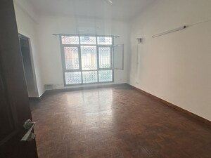 Room in 5 BHK Villa at Eros Rosewood City, Sector 49 – for Rent