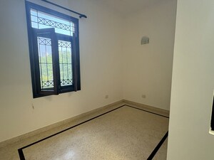Room in 5 BHK Villa at Eros Rosewood City, Sector 49 – for Rent