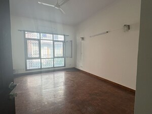 Room in 5 BHK Villa at Eros Rosewood City, Sector 49 – for Rent