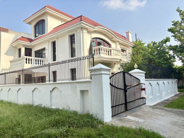 Exterior View, eros-rosewood-city 5 Bedroom 534 Sq.Yd. Villa In Sector 49 Gurgaon 10680423