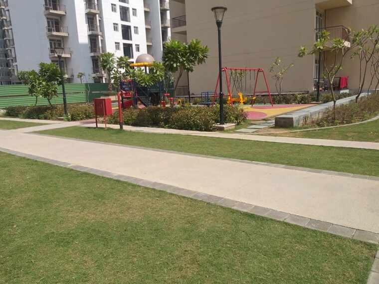 Garden, bptp-park-elite-premium 3.5 Bedroom 1232 Sq.Ft. Apartment In Sector 84 Faridabad 10680443