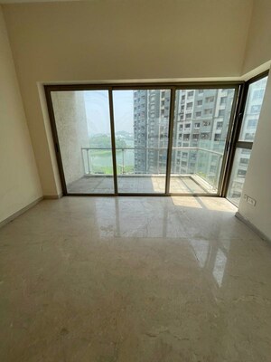 Room in 4 BHK Apartment at L&T Emerald Isle, Powai – for Sale