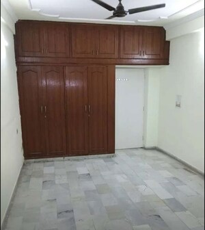 Room in 3 BHK Apartment at Aarohan Crystal Flora Apartments, Lalbagh – for Rent