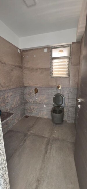 Bathroom in 3 BHK Apartment at Shivaji Park – for Rent