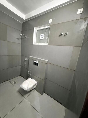 Bathroom in 1 BHK Builder Floor at Aman Vihar – for Rent