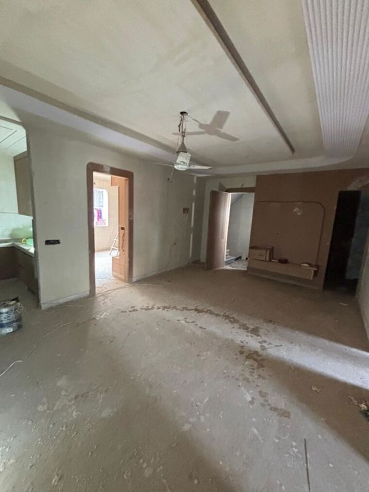 Room, rohini sector 15 3 Bedroom 1400 Sq.Ft. Builder Floor In Rohini Sector 15 Delhi 10680449