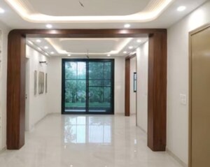 Room in 3 BHK Builder Floor at Sector 85 – for Sale