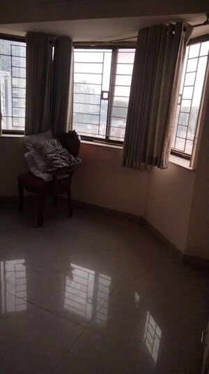 Room in 3.5 BHK Apartment at Bariatu – for Rent