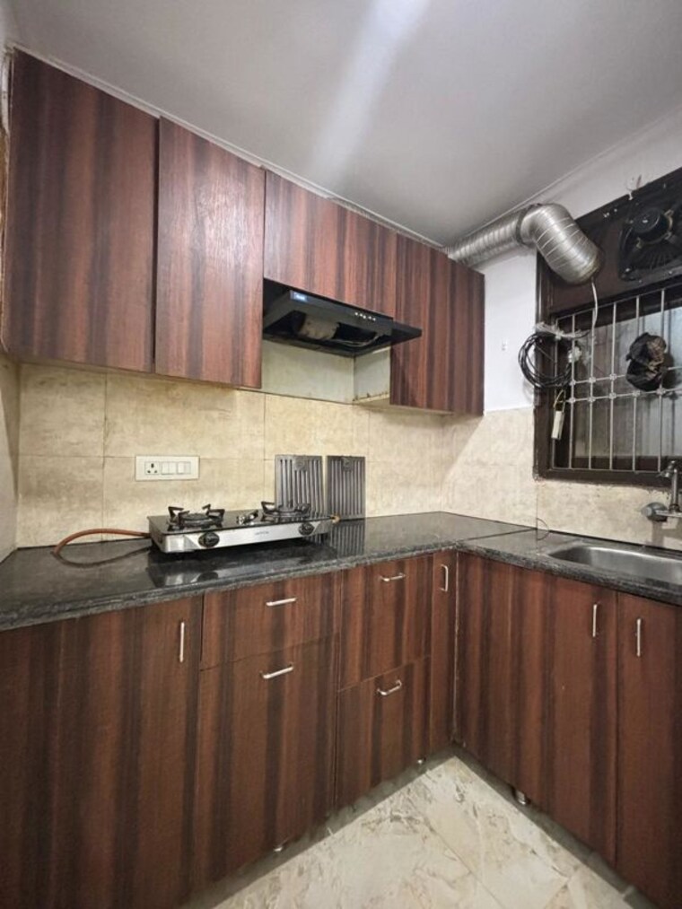 Kitchen, neb sarai 2 Bedroom 2400 Sq.Ft. Apartment In Neb Sarai Delhi 10680545