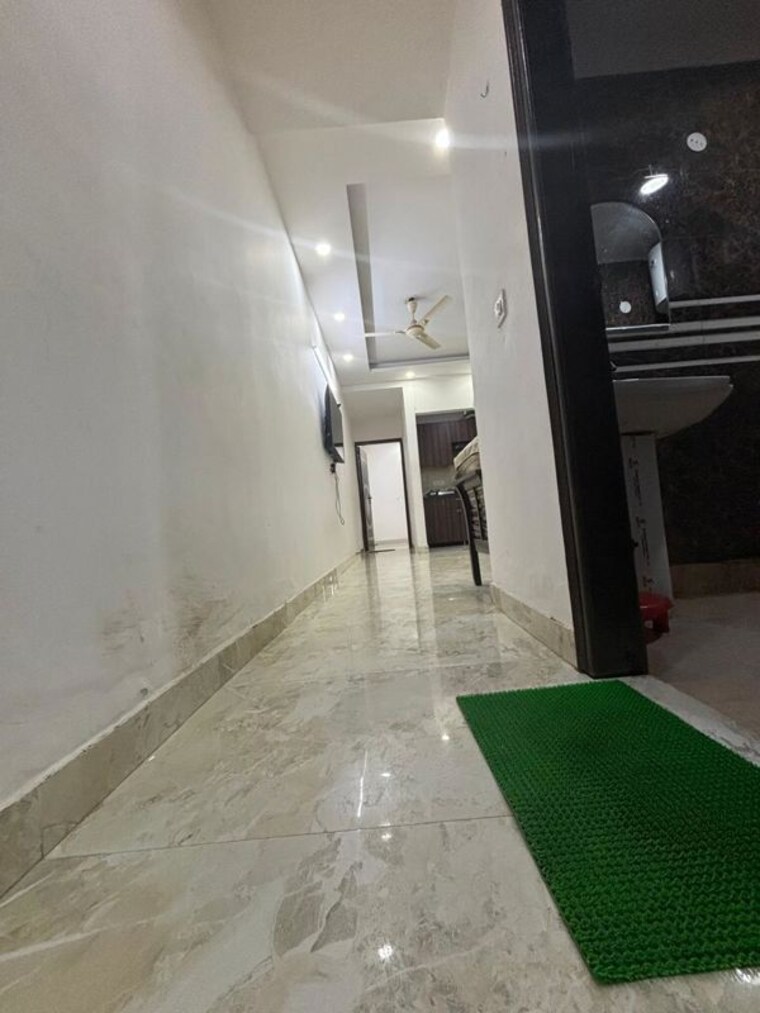 Balcony, neb sarai 2 Bedroom 2400 Sq.Ft. Apartment In Neb Sarai Delhi 10680545