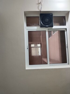 Furnished Amenities in 1 BHK Apartment at Godrej Green Vistas, Mahalunge – for Rent