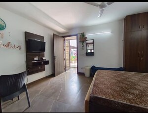 Master Bedroom in 1 RK Builder Floor at Malviya Nagar – for Rent