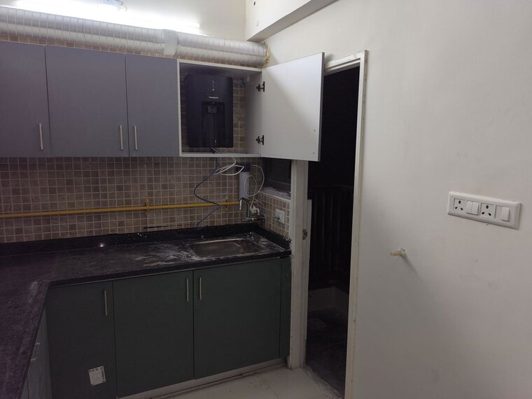 Kitchen, vaishnodevi circle 3 Bedroom 1019 Sq.Ft. Apartment In Vaishnodevi Circle Ahmedabad 10569805