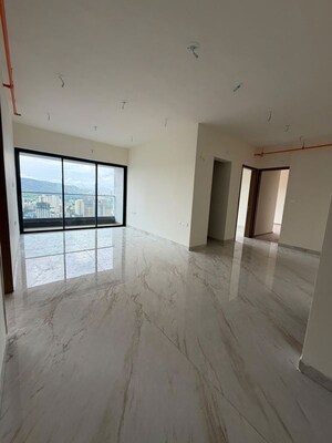Room in 3 BHK Apartment at Raymond The Address, Pokhran Road No Two – for Rent