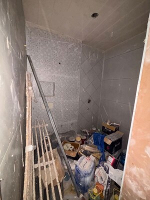 Balcony in 3 BHK Builder Floor at Rohini Sector 15 – for Sale