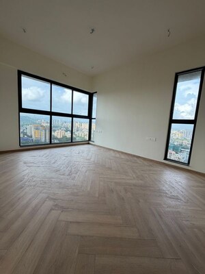 Room in 3 BHK Apartment at Raymond The Address, Pokhran Road No Two – for Rent