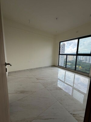 Room in 3 BHK Apartment at Raymond The Address, Pokhran Road No Two – for Rent