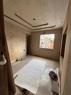 Bedroom in 5 BHK Builder Floor at Rohini Sector 15 – for Sale
