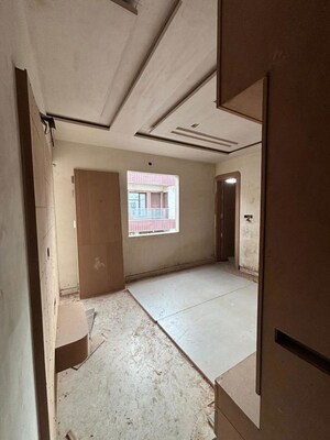 Kitchen in 5 BHK Builder Floor at Rohini Sector 15 – for Sale