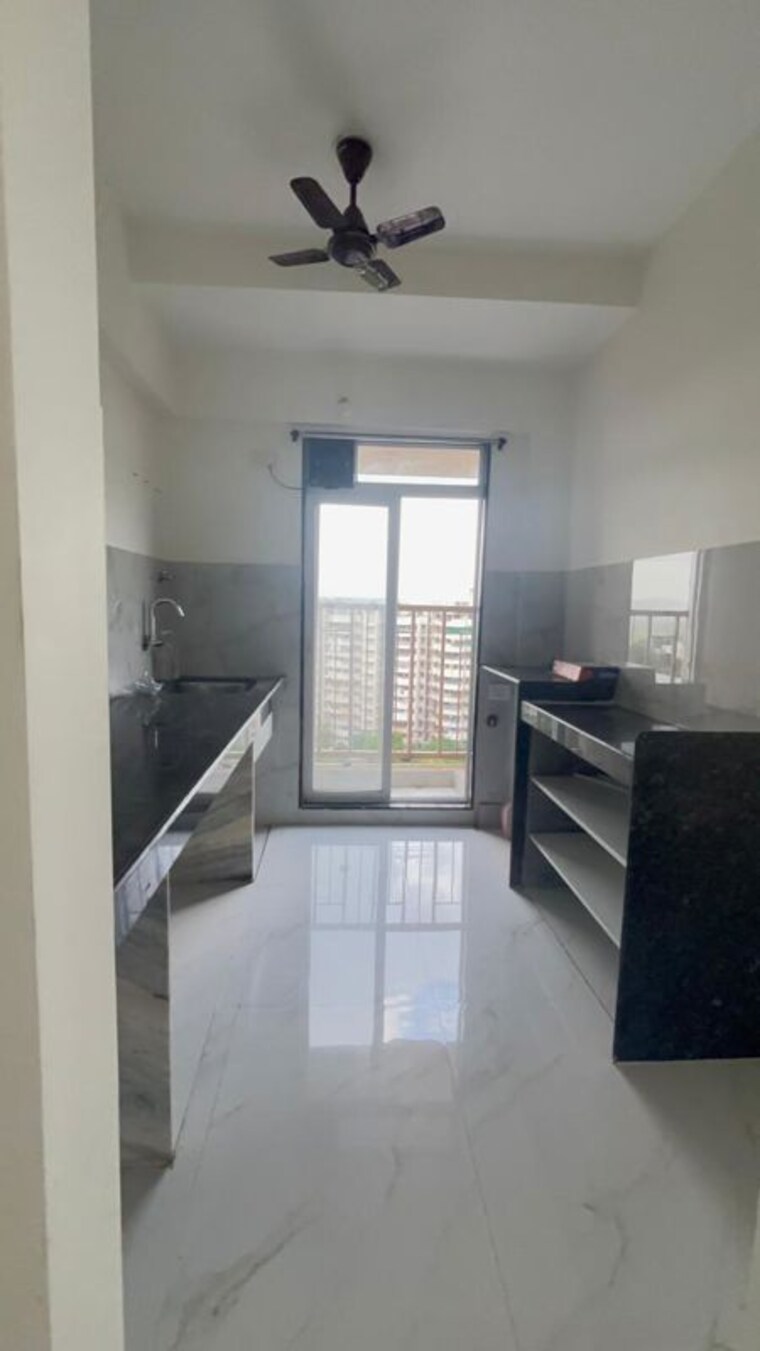 Kitchen, metropolis-bayside 1 Bedroom 370 Sq.Ft. Apartment In Kasarvadavali Thane 10680476