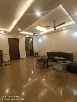 2.5 BHK Builder Floor For Rent in Smart World Orchard, Sector 61
