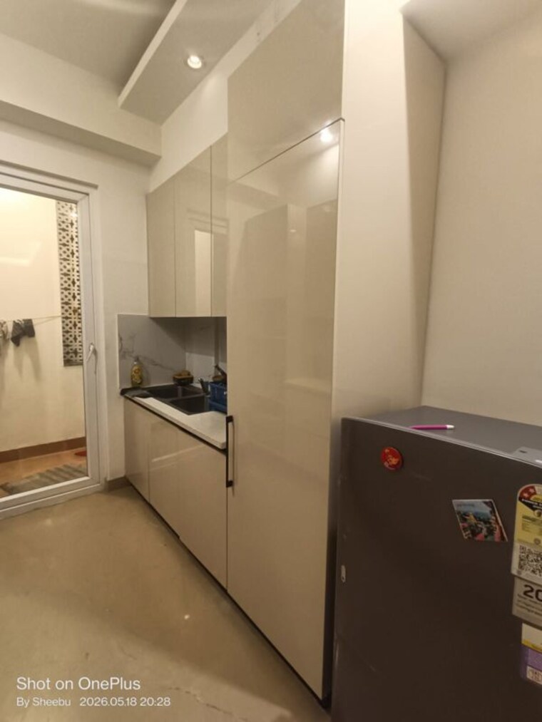 Kitchen, smart-world-orchard 2.5 Bedroom 1200 Sq.Ft. Builder Floor In Sector 61 Gurgaon 10680649